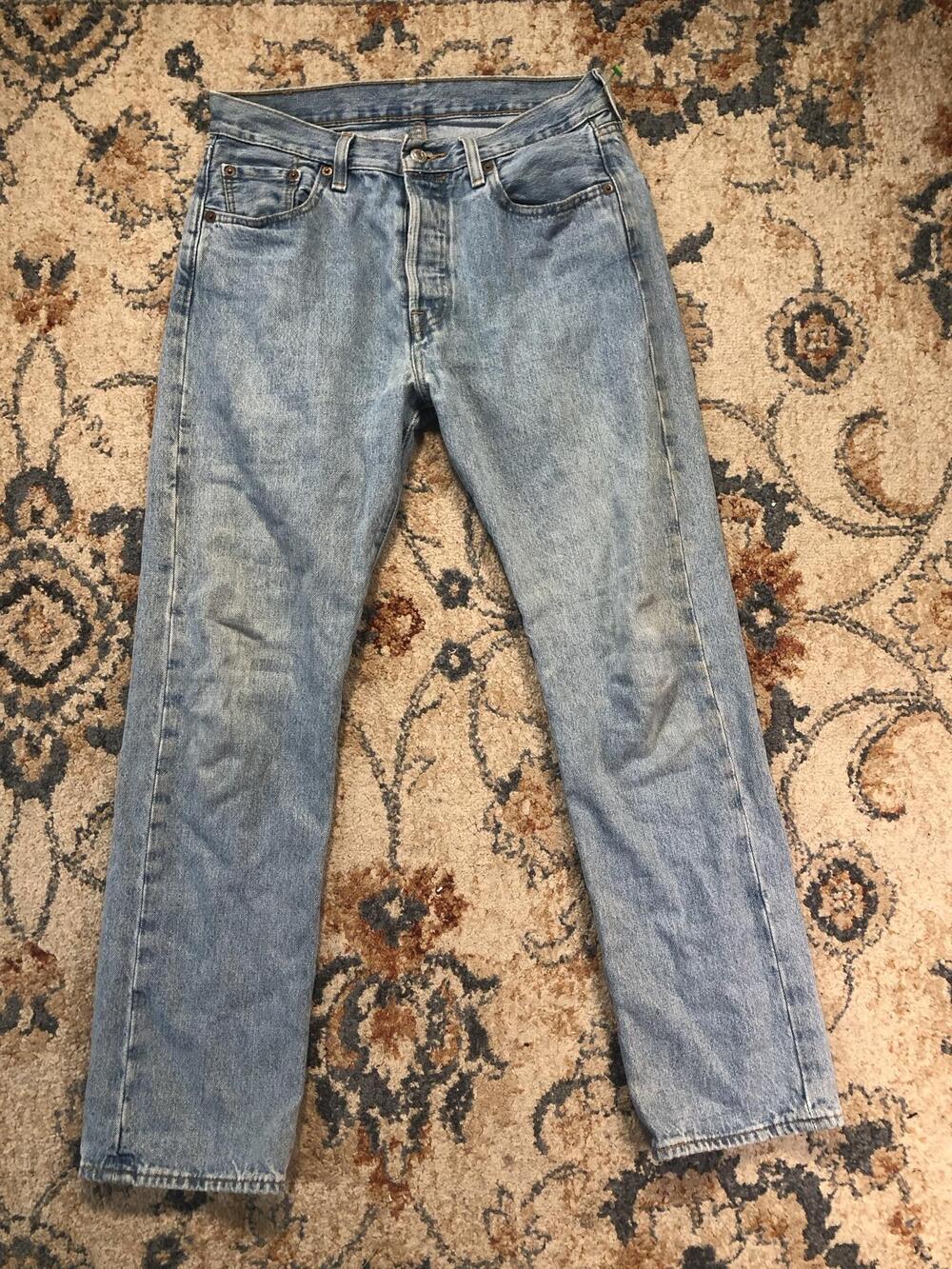 Levis 501 Jeans Mens 30x30 Blue Light Wash Straight Leg Button Fly Denim Pants